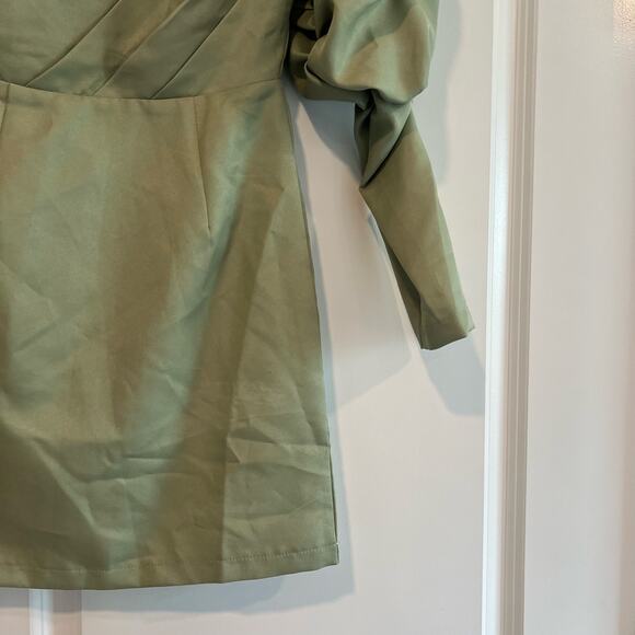 NWT Pretty Little Thing Sage Green Off the Shoulder Ruched Bodycon Dress 0 - Picture 2 of 10
